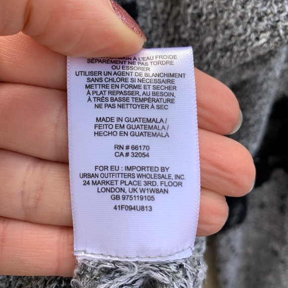 Free People light weight sweeter - Picture 3 of 8